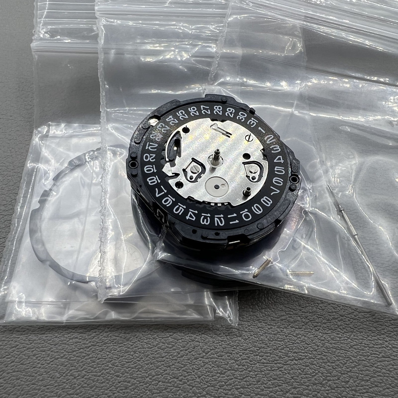 Seiko V174A Quartz watch movement, precision timekeeping with Japanese craftsmanship.