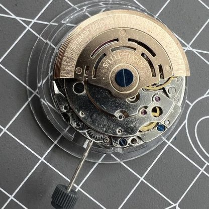 NN8205 3836 automatic watch by Nanning featuring 2813 mechanical movement for durable, precise timekeeping.