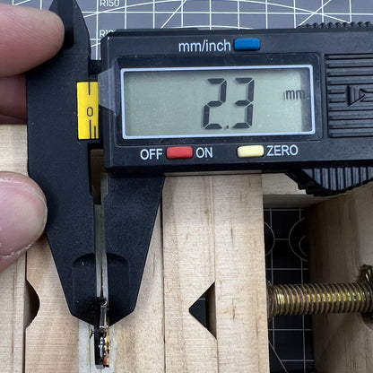 ISA Swiss Uhr Modell K62 Quarzwerk 2 Zeiger