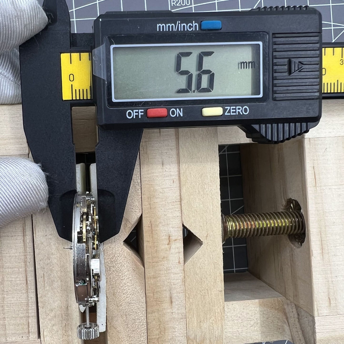 Tianjin Seagull ST19 ST1902 automatic watch movement close-up showcasing intricate gears and precision engineering