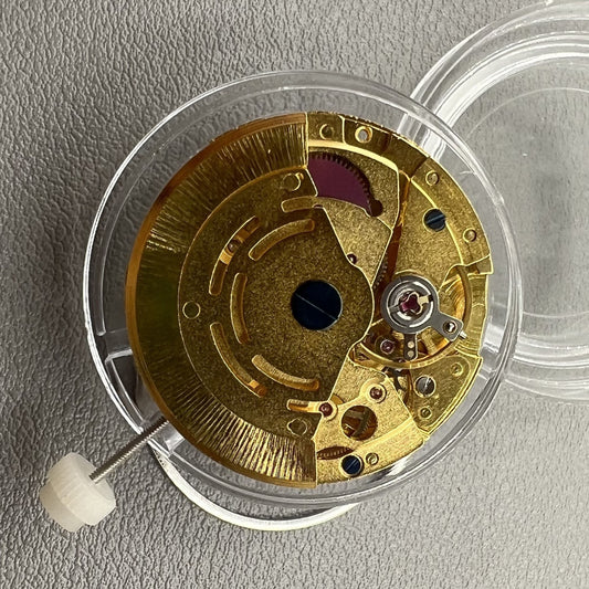 Golden Mingzhu 8205 mechanical movement with single calendar for watch accessory replacements.