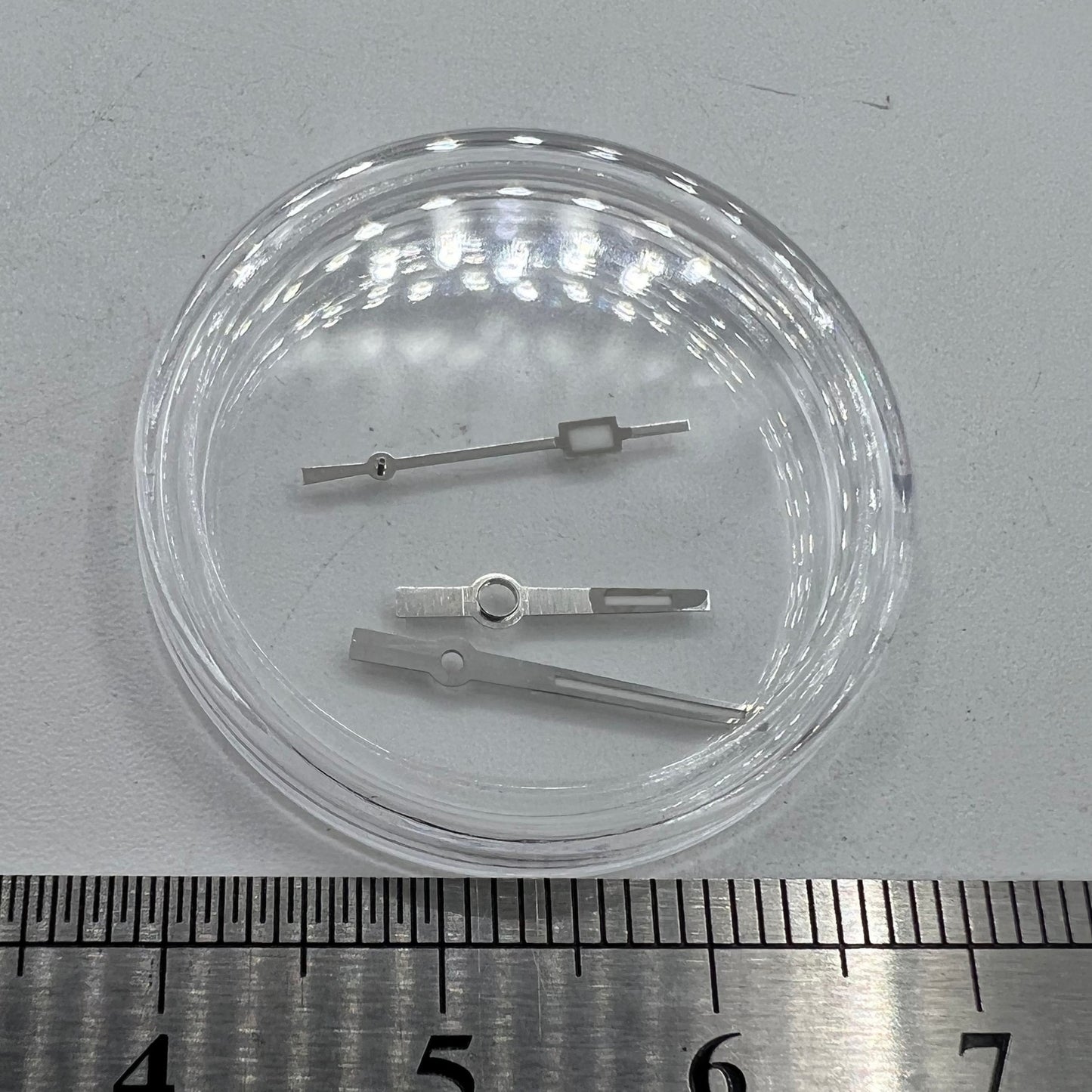 Aiguilles de montre lumineuses vertes 8,5 x 12,5 x 13 mm pour mouvement NH35A/NH36A A104