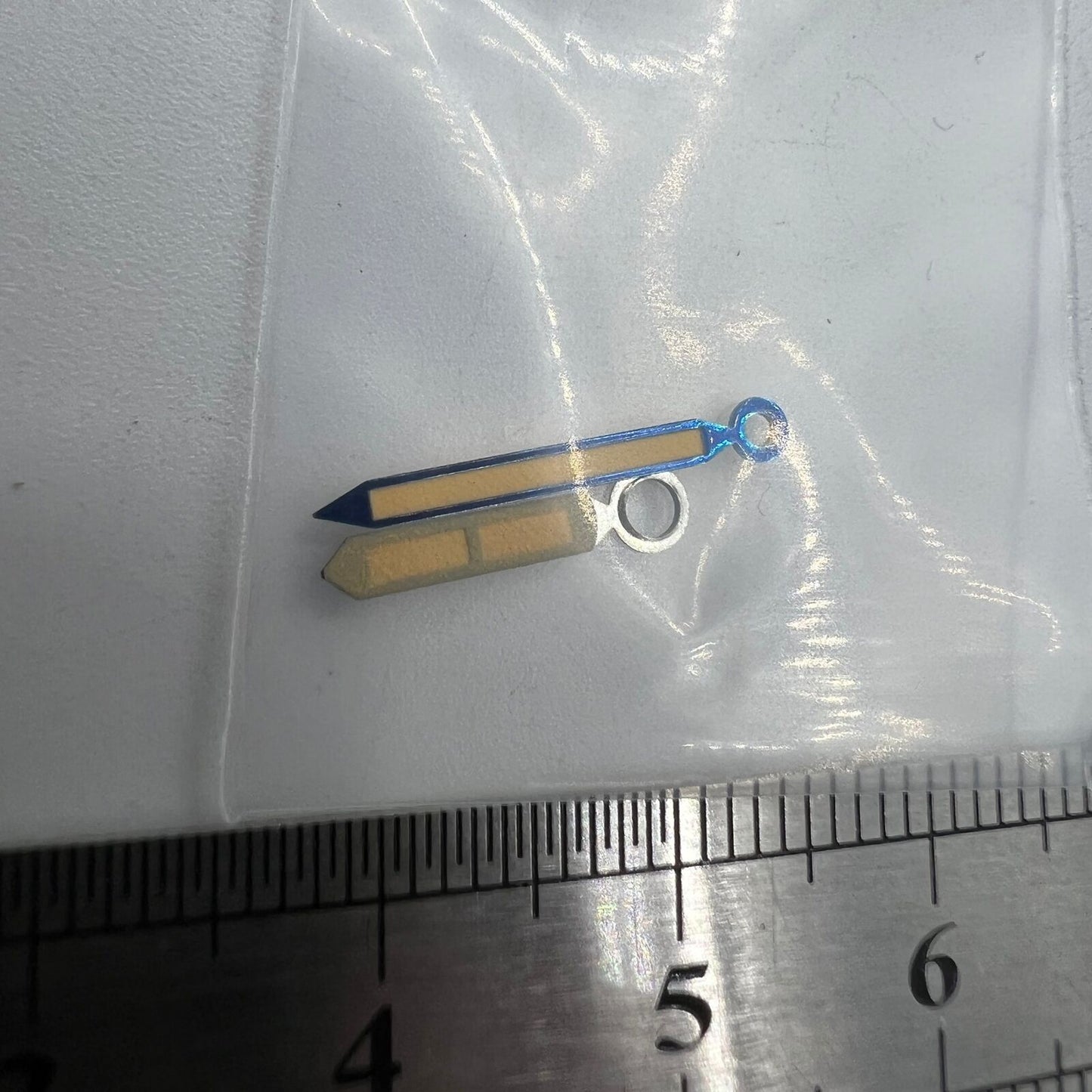 Green luminous watch hands with blue trim for ST3600/ST3620 ETA6497/6498 movement, precise fit.