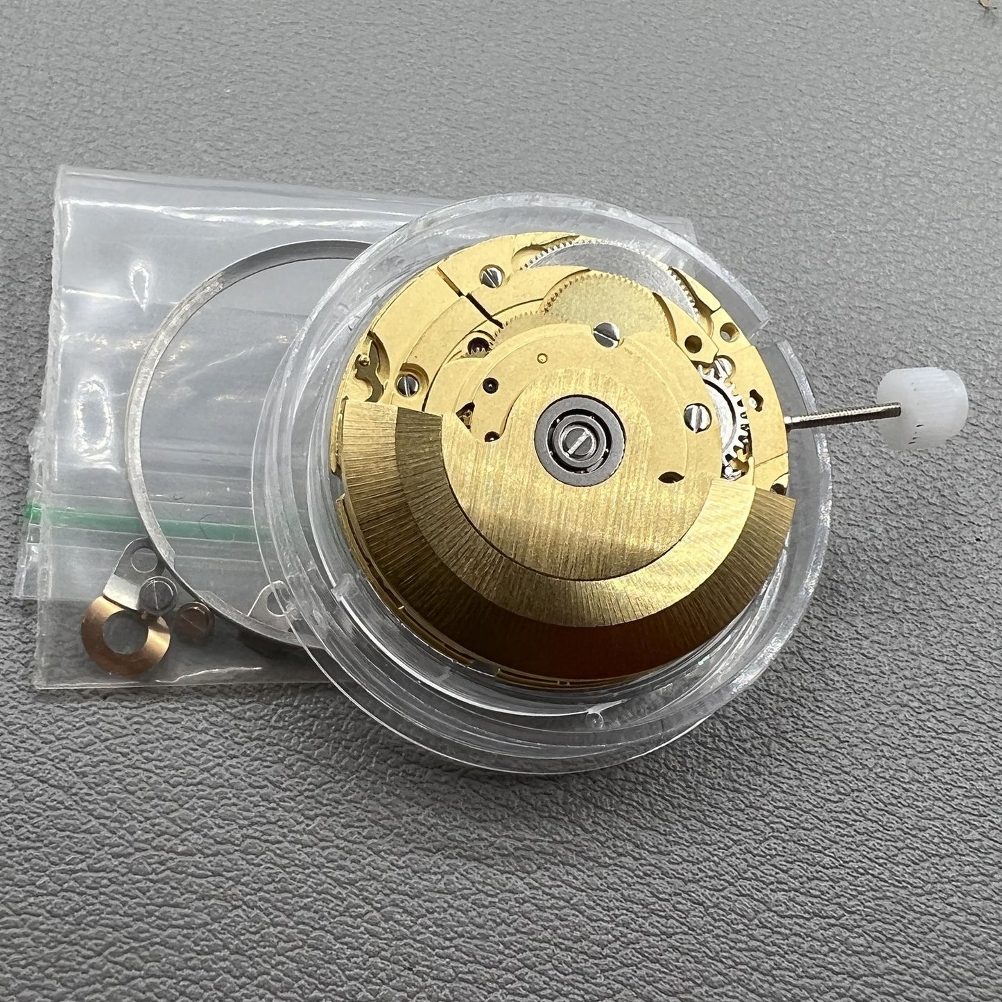 Hangzhou 6460 mechanical watch movement with GMT, precise ETA 2836 replacement by Hangzhou.