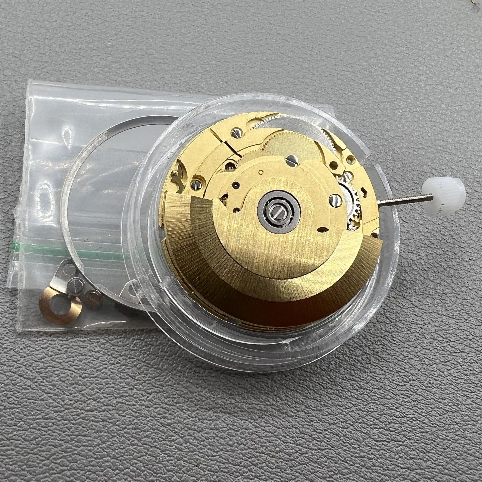 Hangzhou 6460 mechanical watch movement with GMT, precise ETA 2836 replacement by Hangzhou.