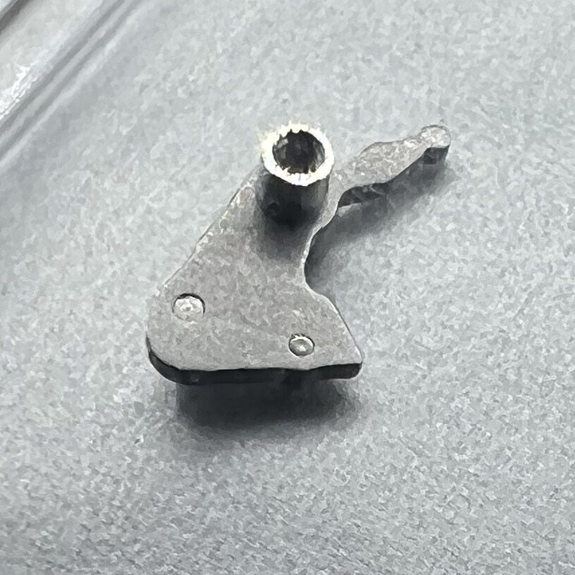 Setting lever for Omega 3303 3313 Swiss watch movement, precision repair part for timepiece maintenance.