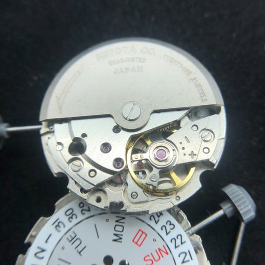 Echte, in Japan hergestellte silberne Citizen Herrenuhr 8200 mit automatischem mechanischem Uhrwerk