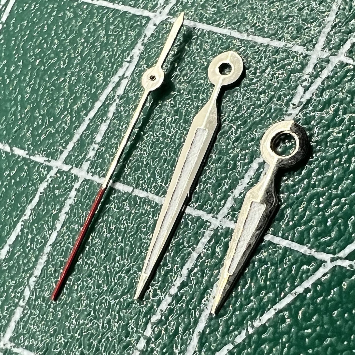 Luminous arrow-shaped watch hands by P1-H2-C1 for Miyota 2035 movement, bright and precise.