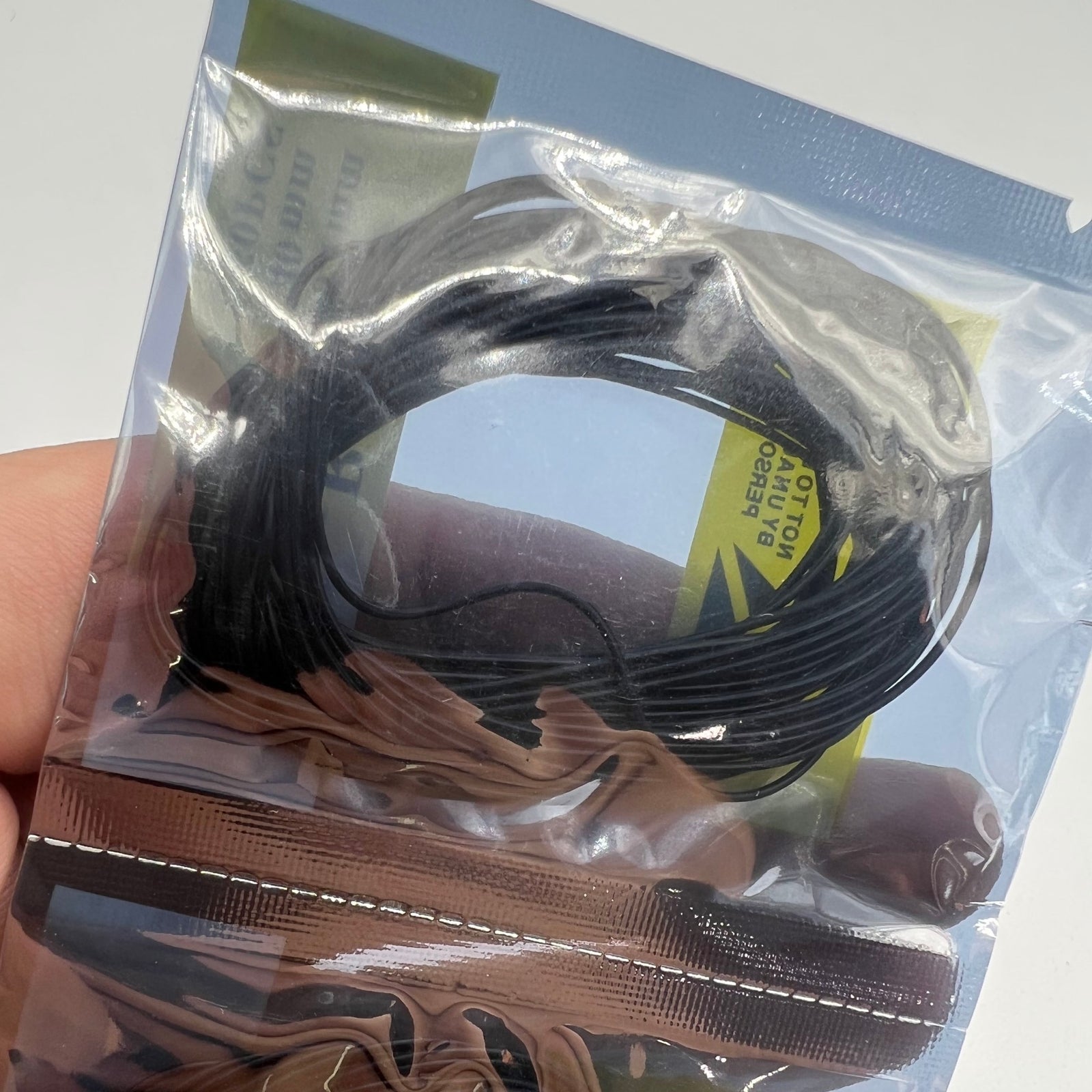 Assorted pack of 950 durable silicone watch gaskets O-rings for secure case sealing.