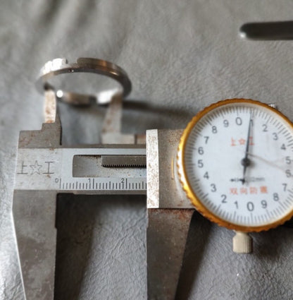 Metal watch spacer ring 32.5�4mm for China Made 2824 movement, durable accessory.