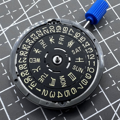 Seiko NH36 Automatik Uhrwerk mit schwarzem Zifferblatt und goldener Schrift, mechanisches Uhrzubeh�r.