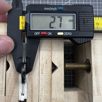 ISA K83/103 Quartz Movement 3 Hands Date at 3/6