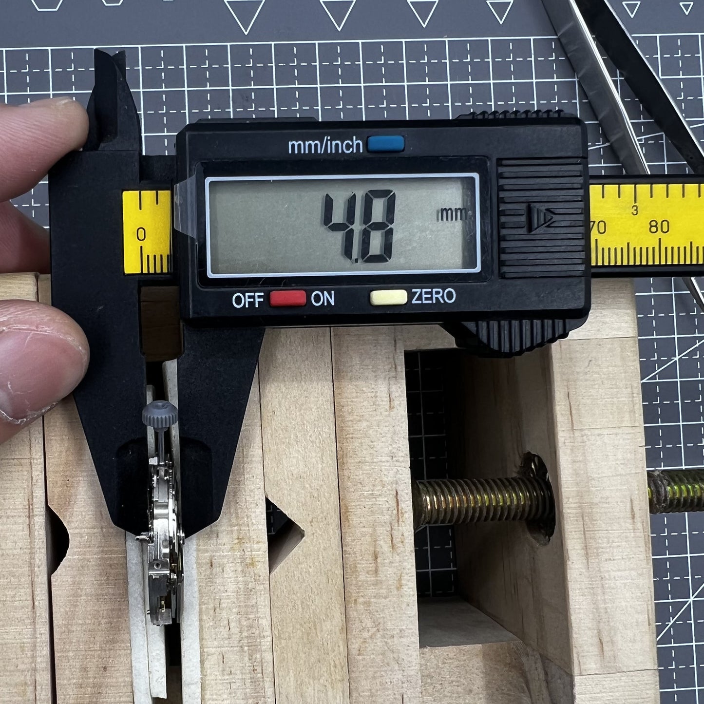 Automatikwerk Miyota Citizen 82S5 versilbert mechanisch