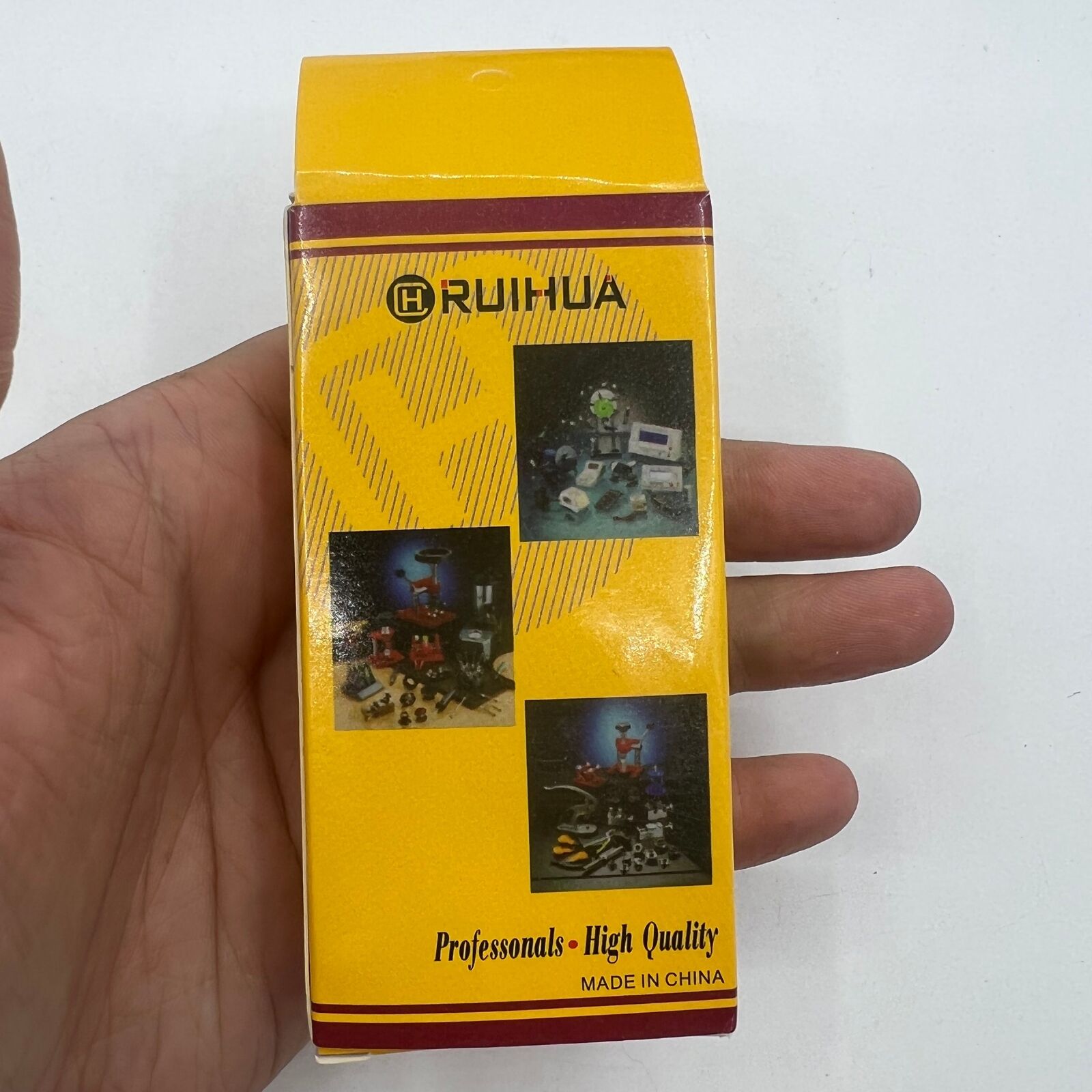 Die-cast alloy oil cup stand with 4 black ceramic containers for organized watch accessory storage.