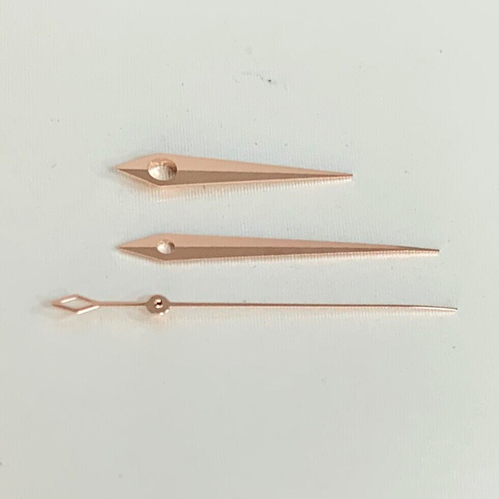 Golden and silver Lightning second watch hands set for NH35 NH36 movement, precise and stylish accessory.