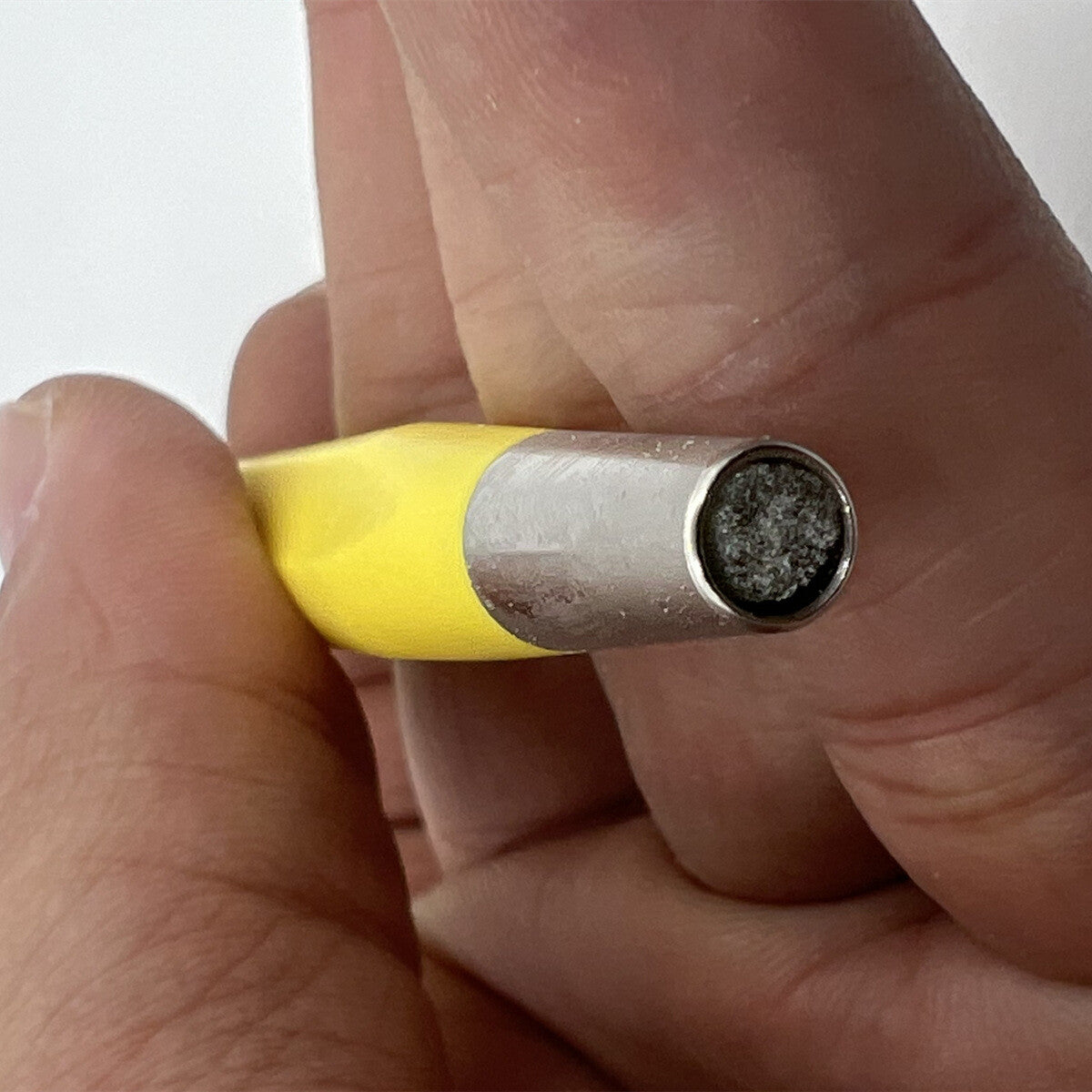 Bergeon 2834-C glass fibre scratch brush for watch repair, 10mm pencil-style precision tool