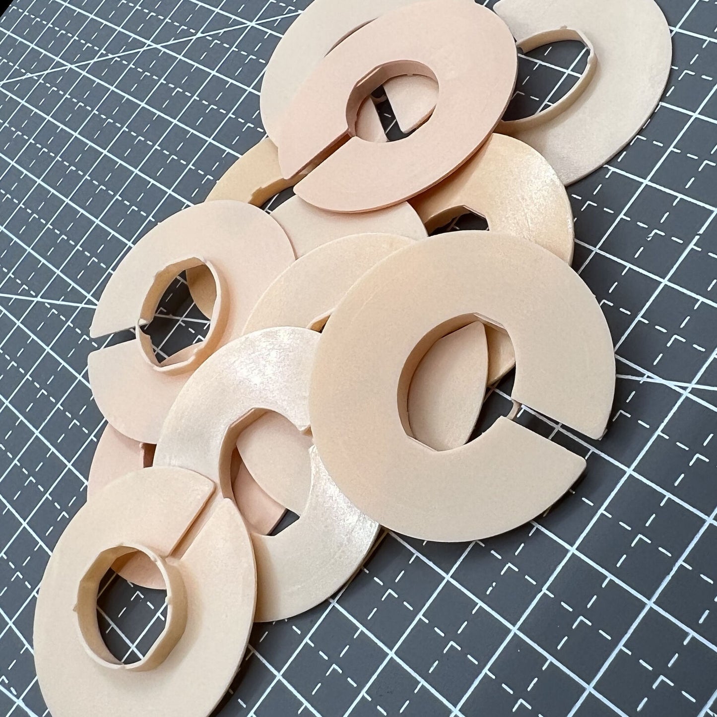 12 pièces 6 tailles de ligne entretoise de boîtier de mouvement support de bague de boîtier #AC-676-TAILLE 5.5