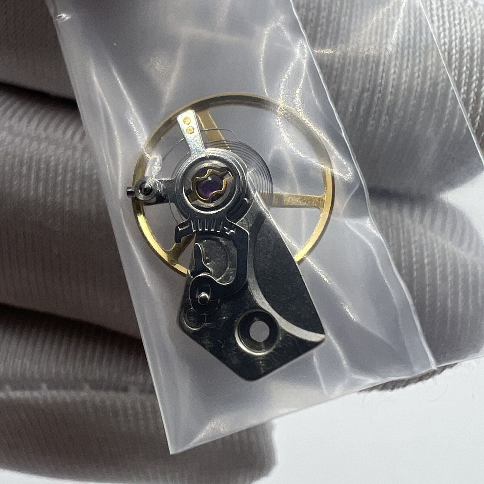 Balance wheel with splint for China Made Dandong 7750 movement, 28800 frequency precision watch part by Dandong.