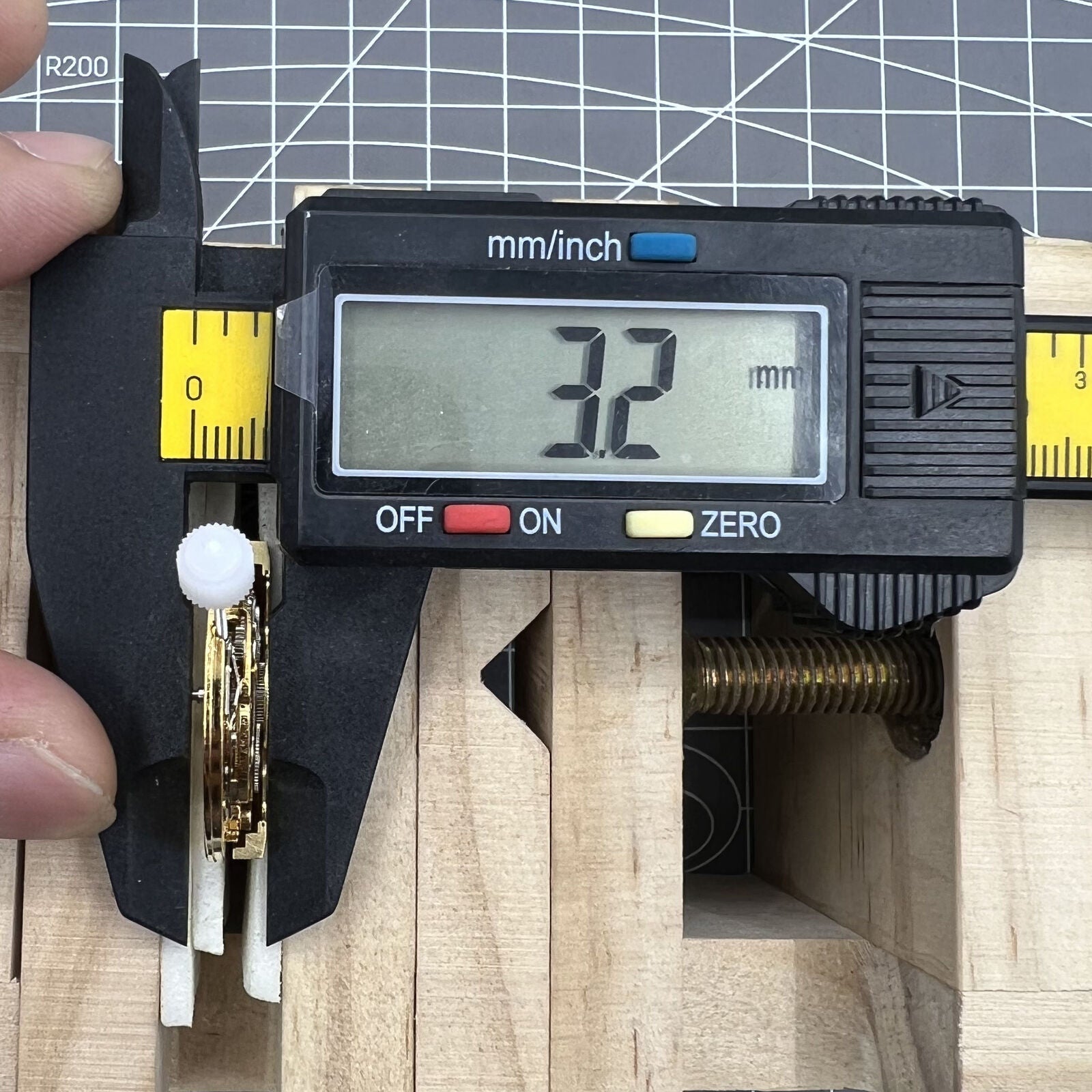 Hangzhou 2189 watch accessory showcasing golden hollow design with automatic mechanical movement for luxury timepieces.