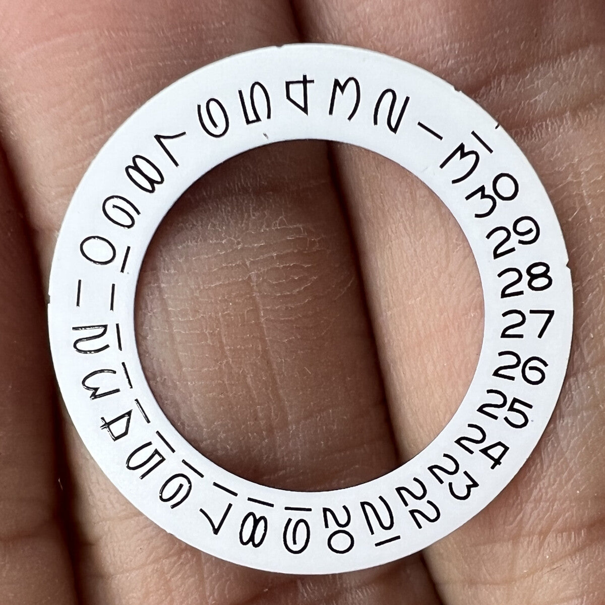 White date wheel overlay for ETA2824 and Miyota 8215 watch movements, date positioned at 3 o'clock.