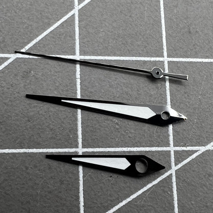 Schwarze 15,5mm Uhrzeiger mit gr�ner Leuchtfarbe, passend f�r NH35 NH36 Uhrwerke von Schwarze.