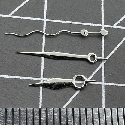 WaveShape precision second hand in wave design, compatible with NH35/NH36/4R/7S watch movements.