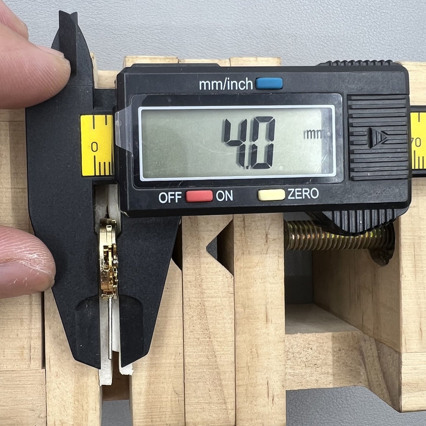 2 Stück 17 2mm Hohles Goldenes Mechanisches Uhrwerks Übungsarmbandteil