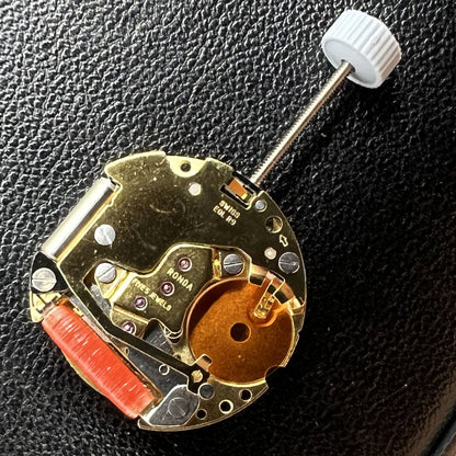 Swiss Made Ronda 775 golden quartz movement with date display at 6 o?clock, ideal for Swiss watch brands.