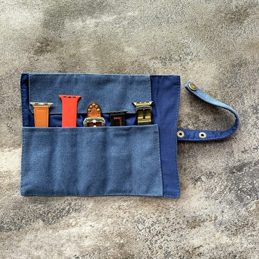 Nylon packing storage bag for Apple Watch bands; ideal for travel and organizing watch bracelets.