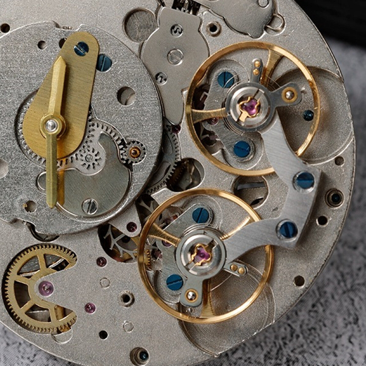 Mouvement mécanique automatique multifonctionnel fabriqué en Chine en argent à double volant