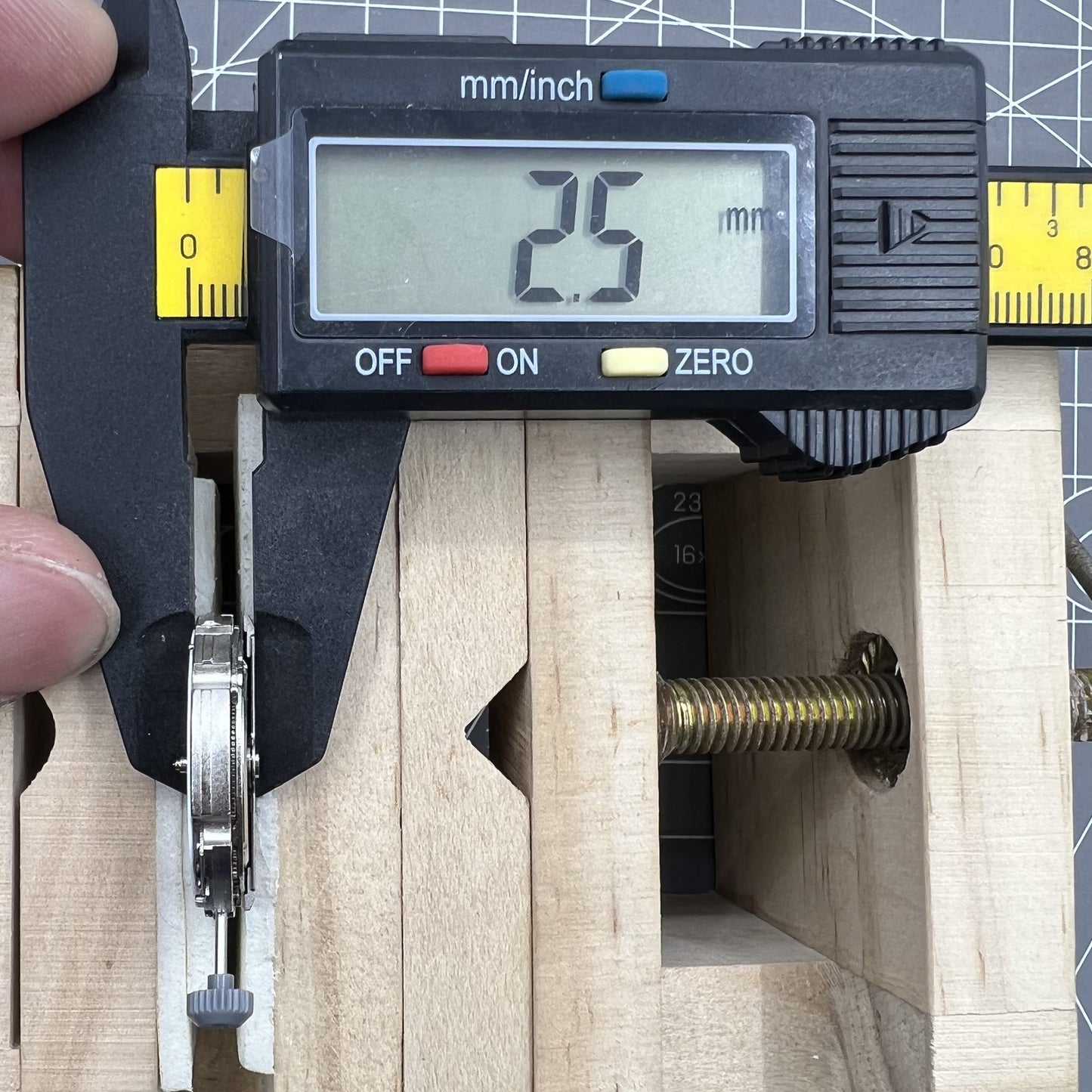 Einzelkalendarium Datum bei 6 Uhr Miyota Citizen Uhrwerk 8200 8215 Modell