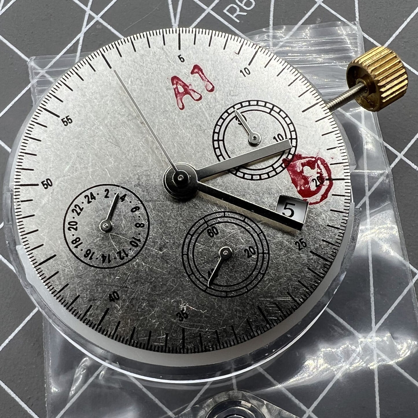 Automatic chronograph watch featuring ETA 7753 movement and small seconds at 6 o?clock.