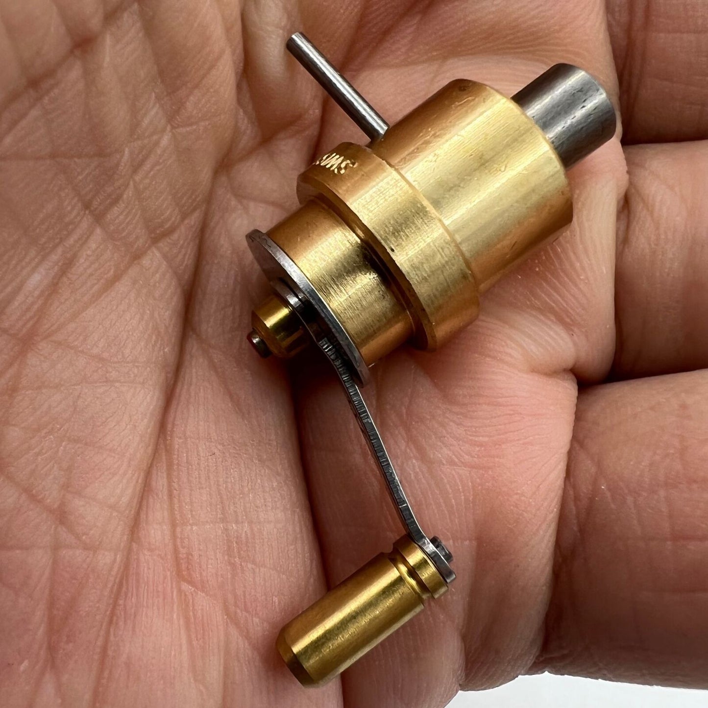 Bergeon 2729-ETA-07 mainspring winder for ETA calibre watch repair, precision spare barrel tool.