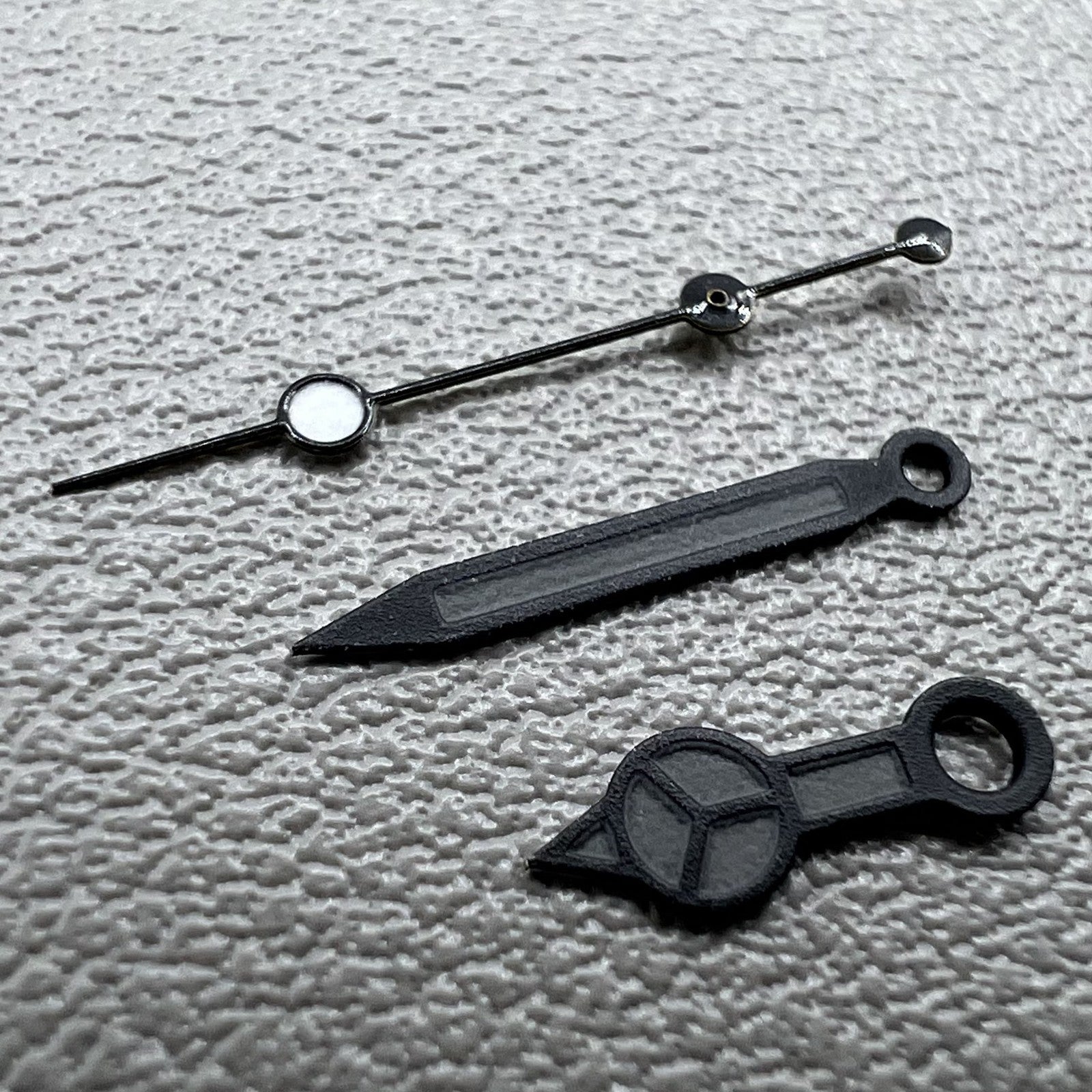Set of 2 black second watch hands with matte trim and black lume for NH35/36