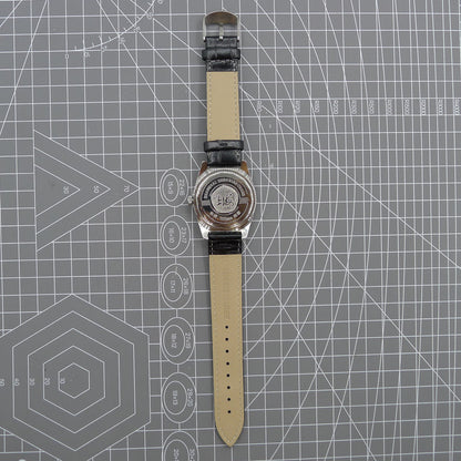 Shanghai Factory 37mm 7120 men's manual mechanical watch with shock-resistant design and classic style for everyday elegance.