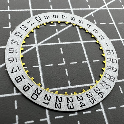 Men?s silver date disk wheel by ETA, compatible with ETA2892 and ETA2824 movements for precise watch repair.
