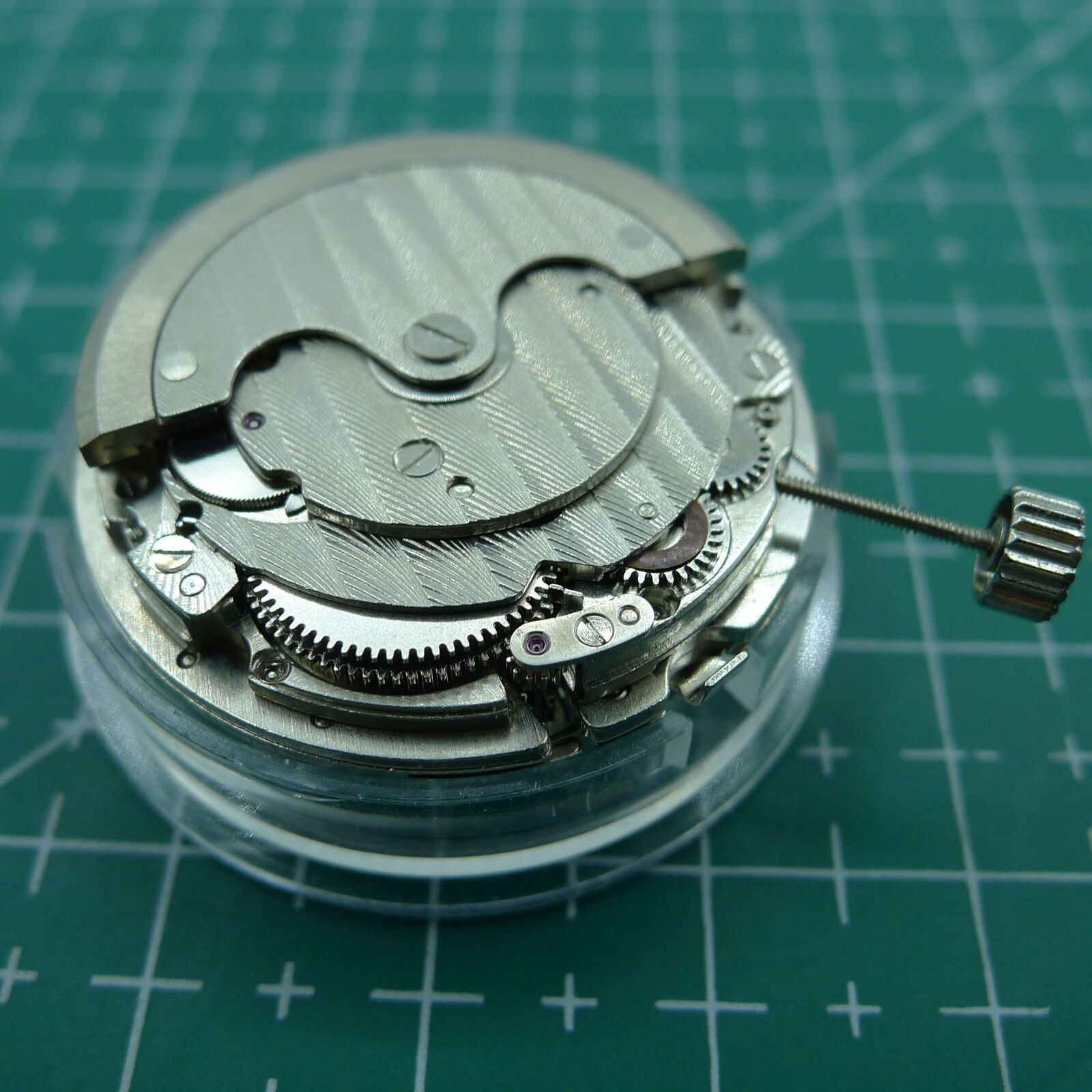 Tianjin T17 ST17 ultra-thin automatic watch movement, precise mechanical repair part for wristwatches.