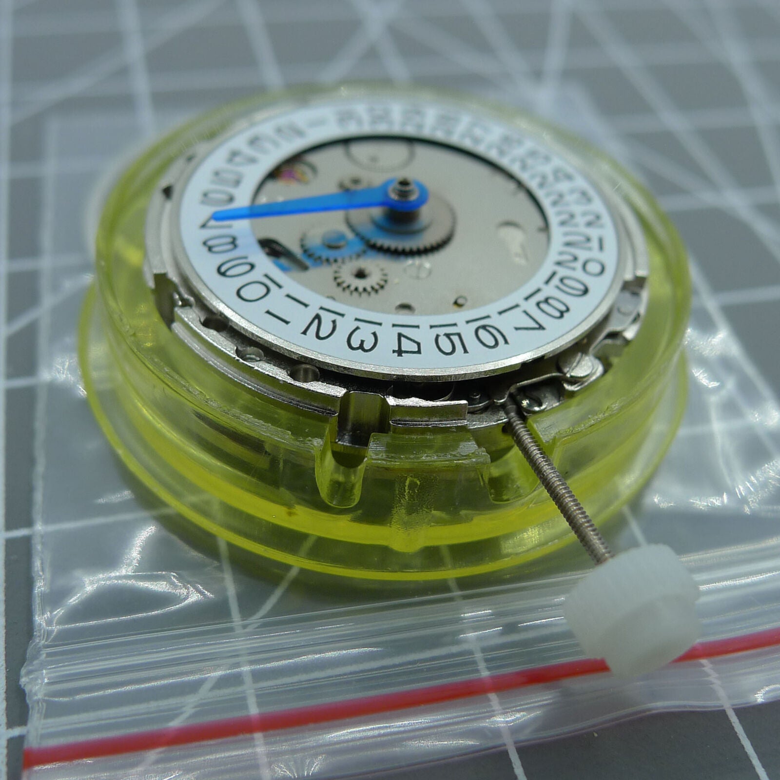 DG2813 silver automatic mechanical watch movement featuring 4 hands and adjustable 24-hour GMT