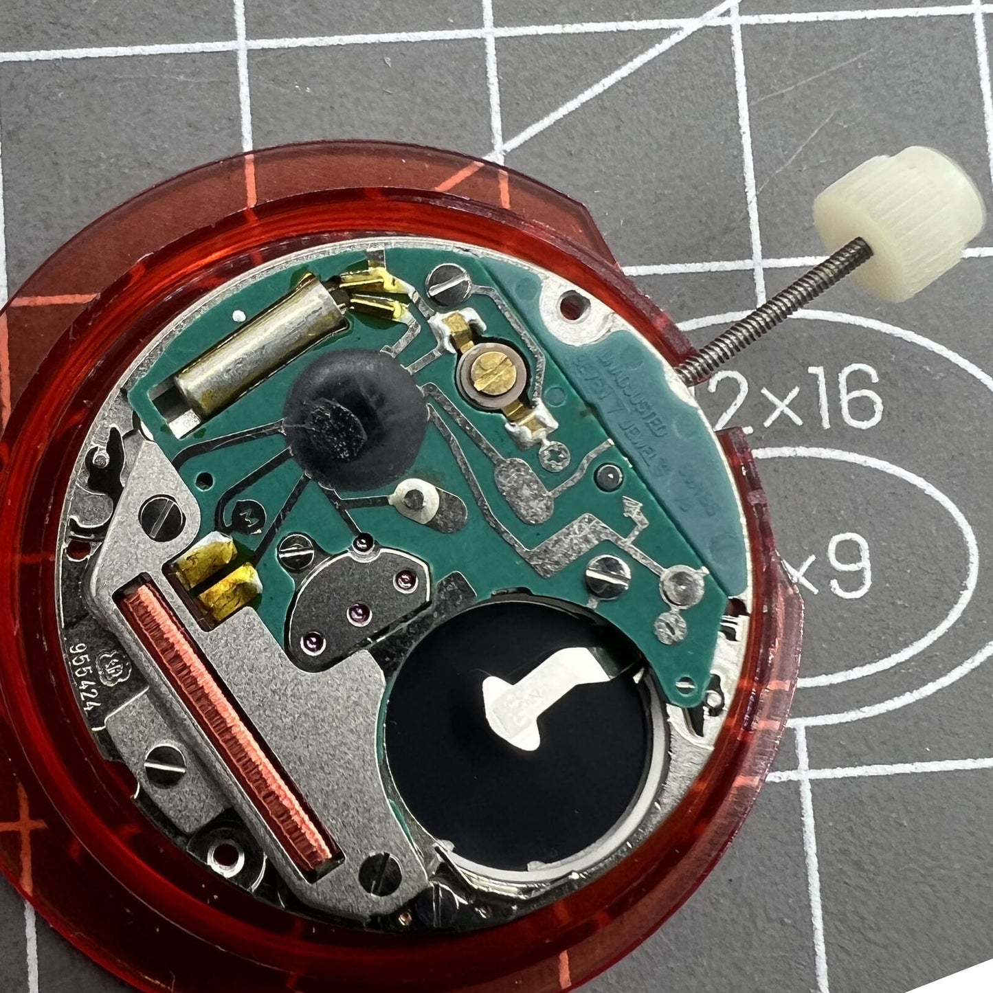 ETA 955.424 quartz watch movement showcasing day, date, and three-hand display for accurate timekeeping.