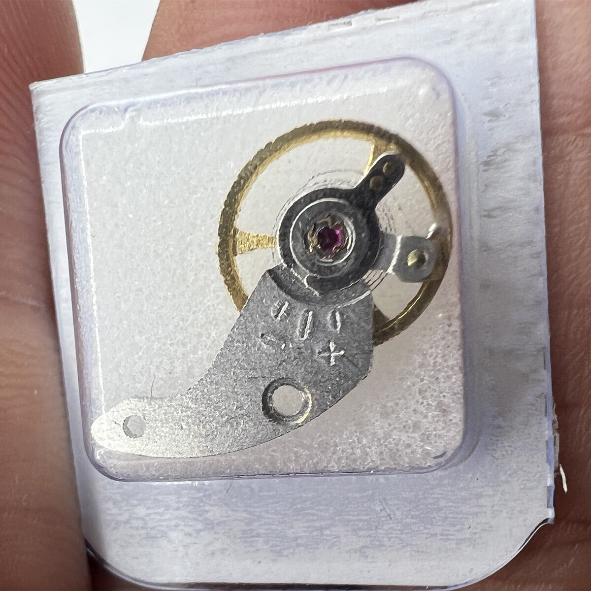 Japan Made Complete Balance Wheel with Splint for 7009A 46943 movement, precision Seiko watch repair part.