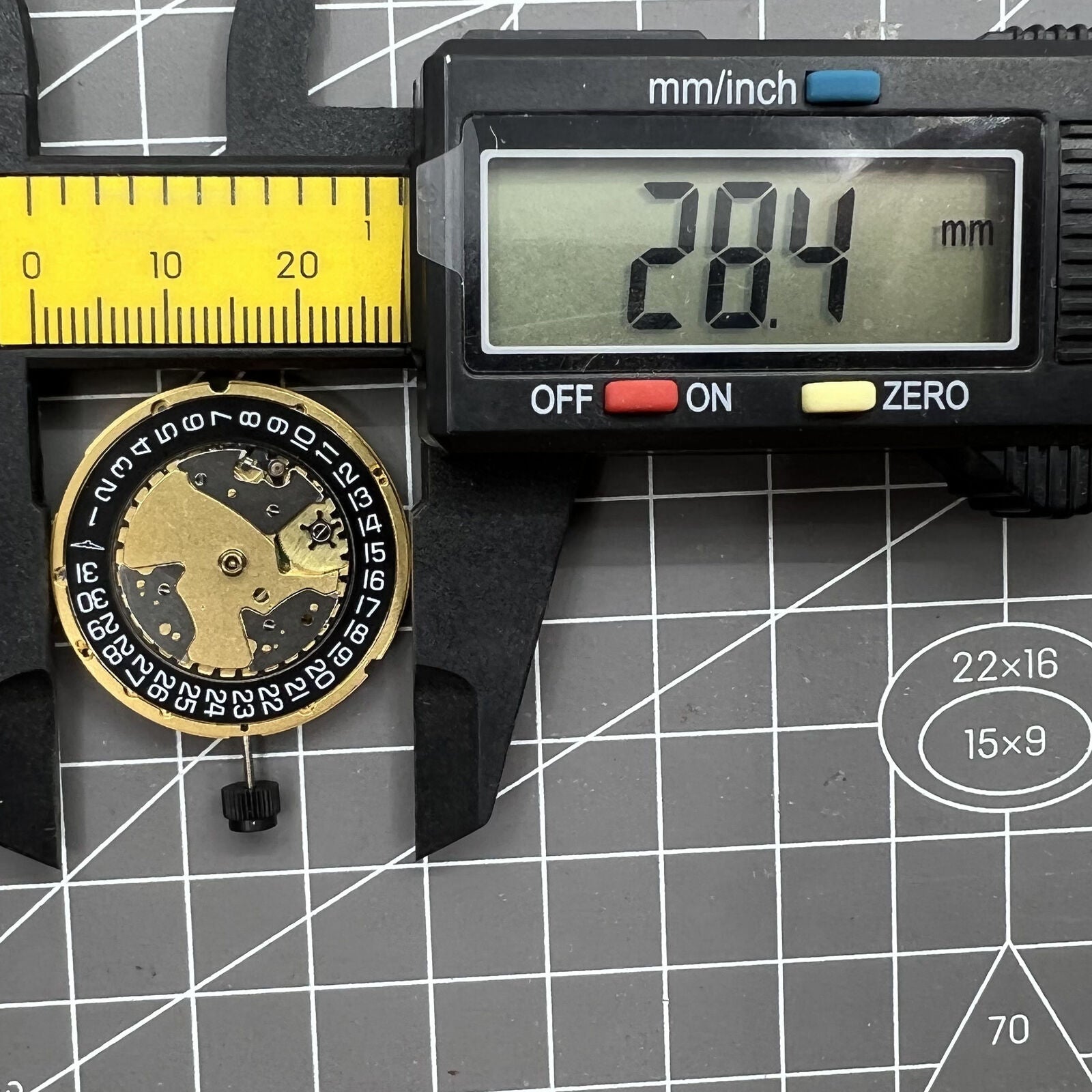 Longines E56.111 watch accessory with original ETA quartz movement and single calendar display.