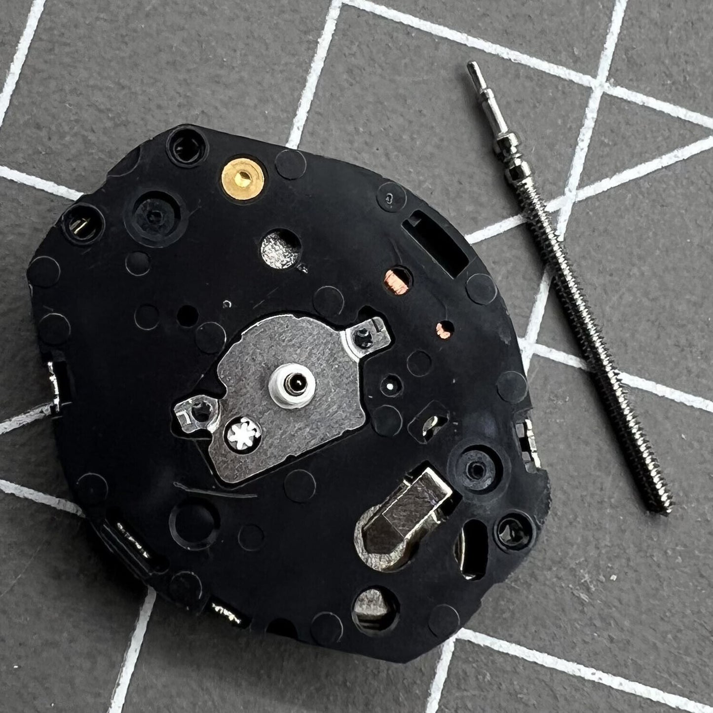 Miyota 7T35 Quartz 3 Hands watch movement for precise timekeeping and durability.
