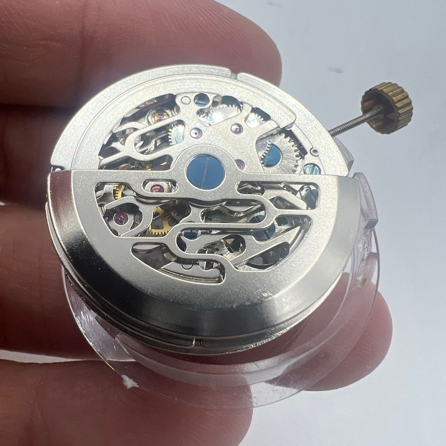 Mouvement mécanique automatique creux Dandong en argent, petite seconde à 9 h 