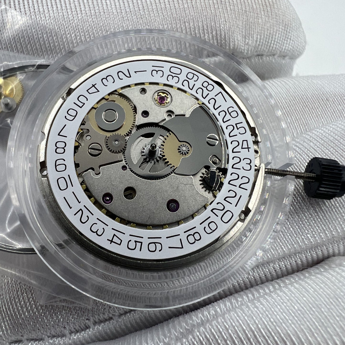 SW200-1 automatic mechanical watch movement by Sellita, replacement for ETA 2824-2 with precision timing