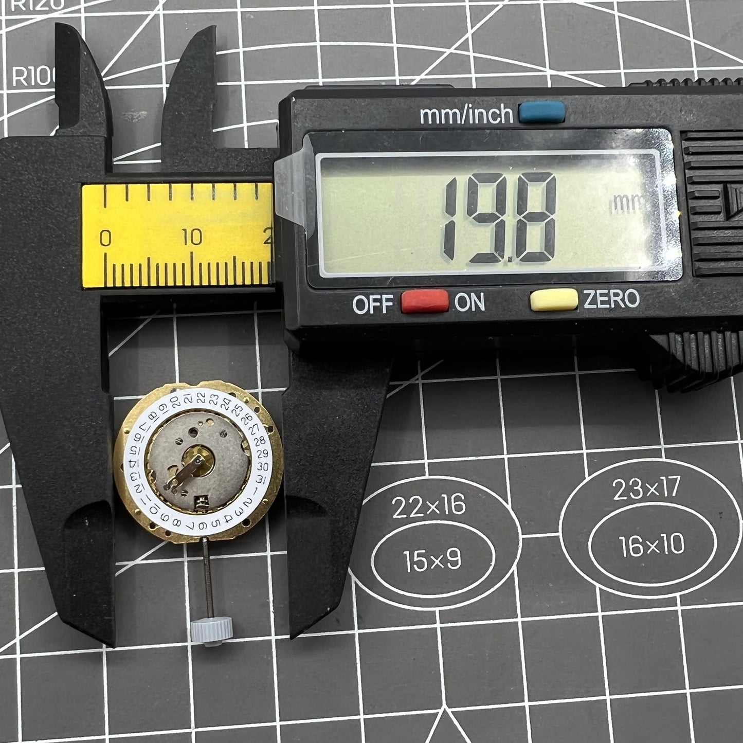 Montre à quartz Ronda 785 à 3 aiguilles, date à 3 heures, mouvement HCP2 de fabrication suisse