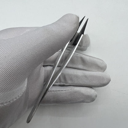 Horotec MSA12.711 Swiss Made carbon fibre tweezers with broad flat tips for precise watch accessory handling.