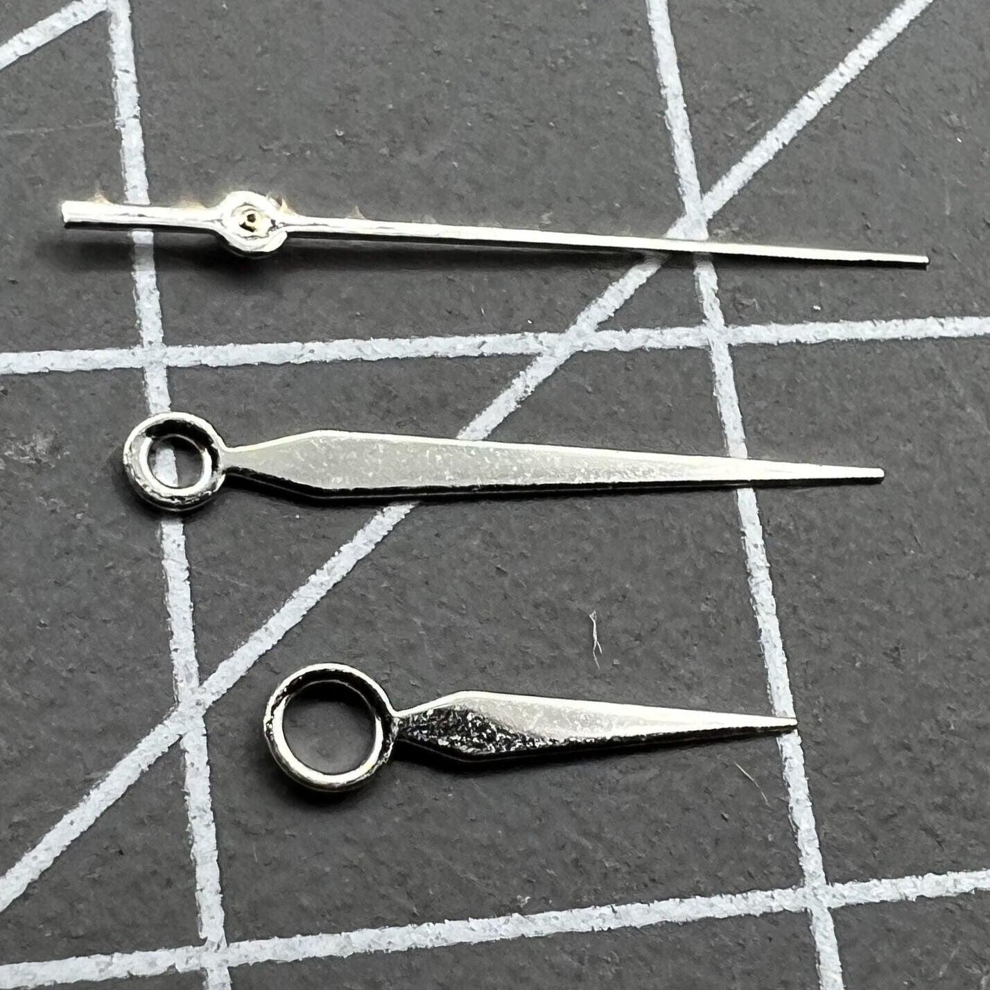 13 mm silbernes Uhrzeiger-Set ohne Leuchtmasse, passend für NH35/NH36/4R/7S-Uhrwerk, Uhrenteil 