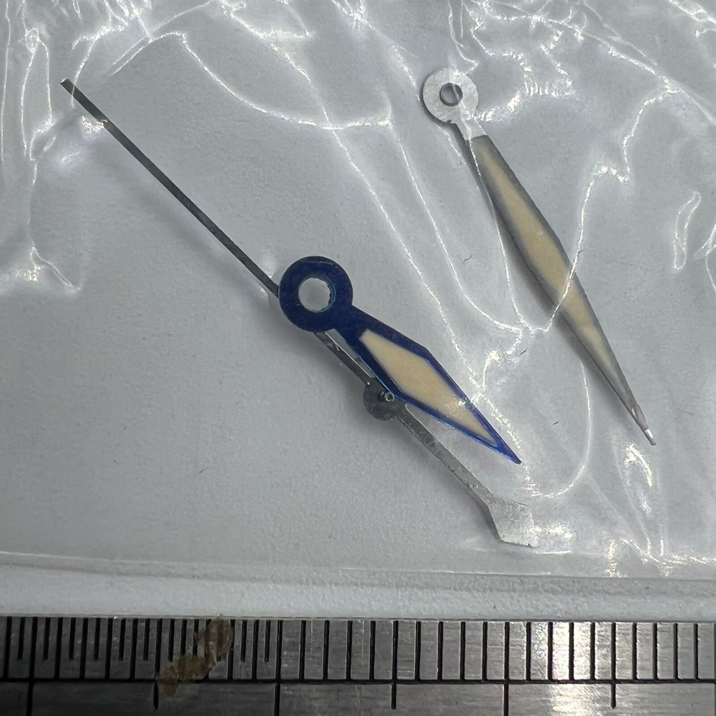 Blue trim diamond-shaped orange lume watch hands, precise fit for ETA2836/2846/2824/2846 movements.