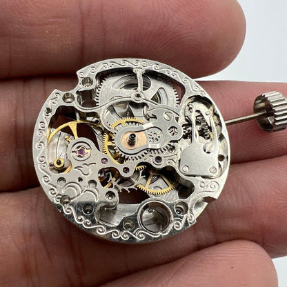 7120 Silver Hollow Extra Large watch showcasing automatic mechanical movement