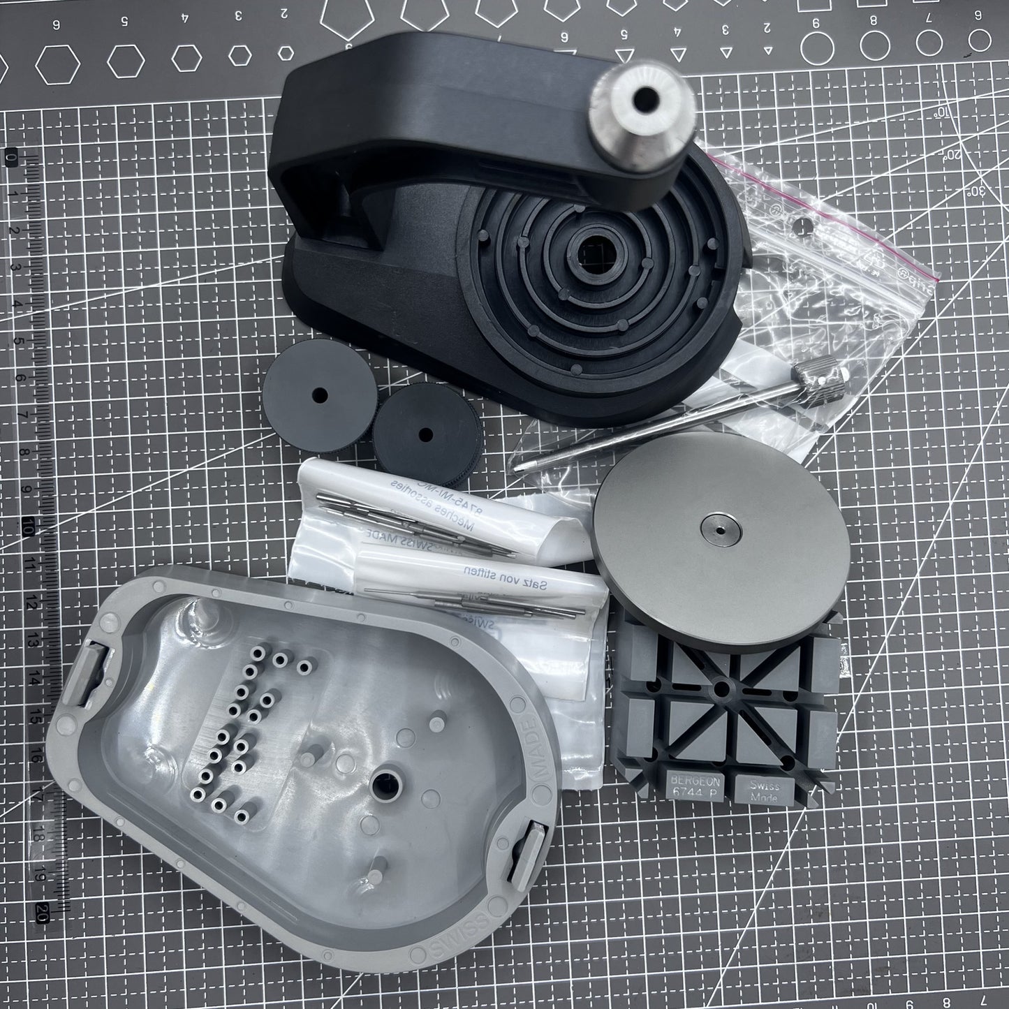 Bergeon Swiss Werkzeug zur Armbandverkürzung Modell 8745